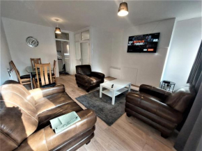 Lovely 2 Bedroom Apartment Close to Plaistow Station